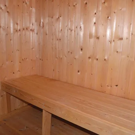 Semesterbostad Three-bedroom Holiday In *