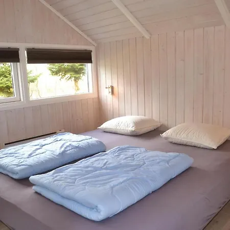 Three-bedroom Holiday In Semesterbostad